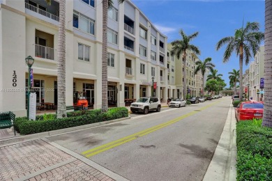 WOW! Prime Location in Abacoa Town Center! Live in the heart of on Abacoa Golf Club in Florida - for sale on GolfHomes.com, golf home, golf lot