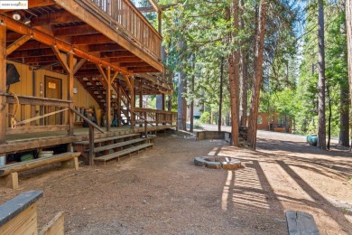 This cozy cabin comes fully furnished and move-in ready! This on Sequoia Woods Country Club in California - for sale on GolfHomes.com, golf home, golf lot
