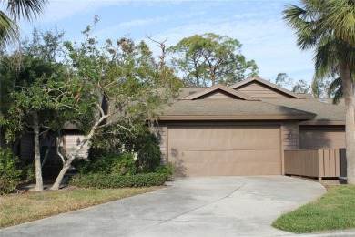 MOTIVATED SELLER - Beautiful and well maintained Villa in on Palm Aire Country Club of Sarasota in Florida - for sale on GolfHomes.com, golf home, golf lot