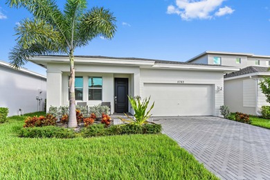 Beautiful new lakefront 3BR/2BA home in Delray Trails, Delray on Villa Del Ray Golf Club in Florida - for sale on GolfHomes.com, golf home, golf lot