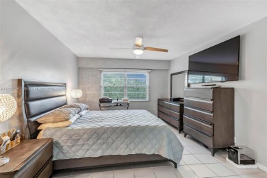SEE IT BEFORE IT'S GONE! MOTIVATED SELLER! THE BUILDING HAS A on Flamingo Lakes Country Club in Florida - for sale on GolfHomes.com, golf home, golf lot
