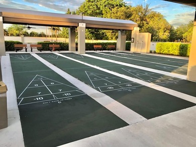 UNDOUBTEDLY THE NICEST 1/1 IN ALL OF WYNMOOR.  EXPANDED FLOOR on Wynmoor Golf Course in Florida - for sale on GolfHomes.com, golf home, golf lot