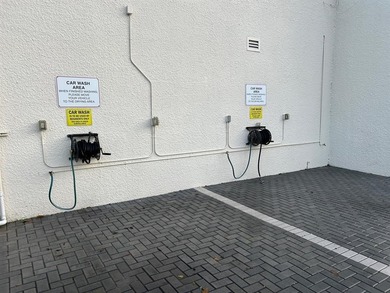 UNDOUBTEDLY THE NICEST 1/1 IN ALL OF WYNMOOR.  EXPANDED FLOOR on Wynmoor Golf Course in Florida - for sale on GolfHomes.com, golf home, golf lot