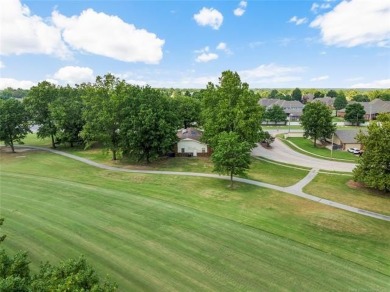 Golf Course Living in Broken Arrow - As-Is  Move-In Ready!

 on Indian Springs Country Club in Oklahoma - for sale on GolfHomes.com, golf home, golf lot