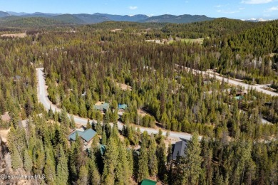You won't want to miss this 2012 custom-built Priest Lake home! on Priest Lake Golf and Tennis Club in Idaho - for sale on GolfHomes.com, golf home, golf lot