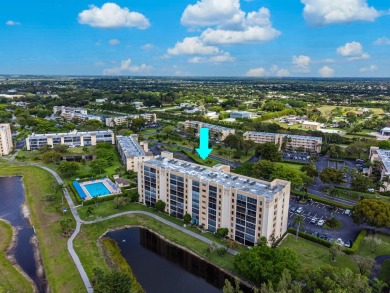 Beautifull completely renovated condo. Great lake views from the on Marina Lakes Golf Course in Florida - for sale on GolfHomes.com, golf home, golf lot