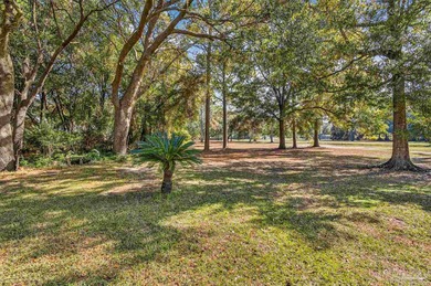 This custom built 3 bedroom 3 bathroom home is waiting for you on Tanglewood Golf Club in Florida - for sale on GolfHomes.com, golf home, golf lot