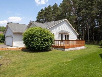 Welcome to Your New Home in White Bear Lake! Tucked away on a on Oneka Ridge Golf Course in Minnesota - for sale on GolfHomes.com, golf home, golf lot