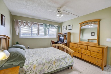 This charming 2-bed, 2-bath condo in the beloved 55+ Century on Flamingo Lakes Country Club in Florida - for sale on GolfHomes.com, golf home, golf lot