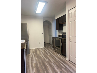 *New Price Reduction* Affordable and move-in ready 2-story 3 bd on Summerfield Crossing Golf Club in Florida - for sale on GolfHomes.com, golf home, golf lot
