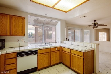 Beautiful 3-bedroom, 2.5-bathroom with pool in the heart of on TPC at Summerlin in Nevada - for sale on GolfHomes.com, golf home, golf lot