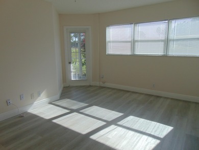 WELCOME TO THIS SPARKLING CONDO THAT HAS BEEN UPDATED on Poinciana Golf Club in Florida - for sale on GolfHomes.com, golf home, golf lot