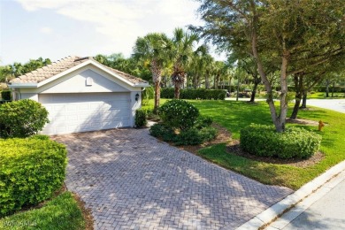 Welcome to your dream life-style in the prestigious Colonial on Colonial Country Club in Florida - for sale on GolfHomes.com, golf home, golf lot