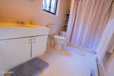 Meticulously maintained and beautifully updated chalet in the on The Hideout Golf in Pennsylvania - for sale on GolfHomes.com, golf home, golf lot