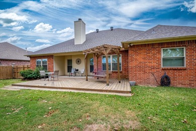 Wonderful one level located in the Country Club of Arkansas on The Country Club of Arkansas in Arkansas - for sale on GolfHomes.com, golf home, golf lot
