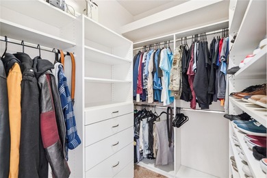 Welcome home to Legends, one of Clermont, Florida's premier on The Legends Golf and Country Club in Florida - for sale on GolfHomes.com, golf home, golf lot