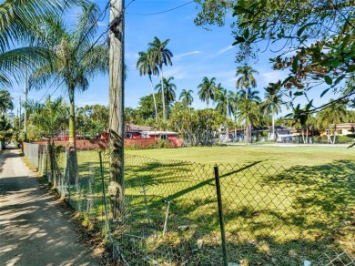 Welcome to Hollywood Lakes! Nestled in the heart of East on Hollywood Beach Golf and Country Club in Florida - for sale on GolfHomes.com, golf home, golf lot