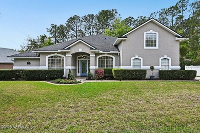 Beautifully maintained 4 bedroom, 4 bath home with a spacious on Golf Club At Fleming Island in Florida - for sale on GolfHomes.com, golf home, golf lot
