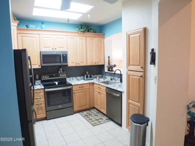 Great all downstairs condo with no one above you by Rotary Park on London Bridge Golf Course in Arizona - for sale on GolfHomes.com, golf home, golf lot