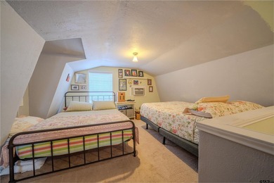 Charming cottage in the gated community of Tall Tree on on Cypress Creek Country Club in Texas - for sale on GolfHomes.com, golf home, golf lot