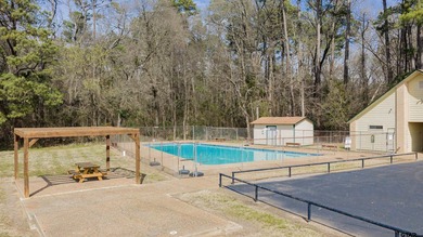 Charming cottage in the gated community of Tall Tree on on Cypress Creek Country Club in Texas - for sale on GolfHomes.com, golf home, golf lot