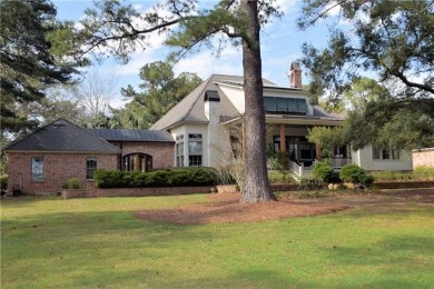 Ready to move in well kept Custom home with top quality on Money Hill Golf and Country Club in Louisiana - for sale on GolfHomes.com, golf home, golf lot