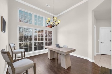 Welcome to this newly refreshed 4-bed, 2-bath home in the on Bella Vista - Metfield Golf Complex and Country Club in Arkansas - for sale on GolfHomes.com, golf home, golf lot