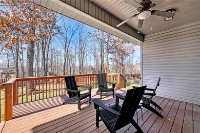 Welcome to this newly refreshed 4-bed, 2-bath home in the on Bella Vista - Metfield Golf Complex and Country Club in Arkansas - for sale on GolfHomes.com, golf home, golf lot