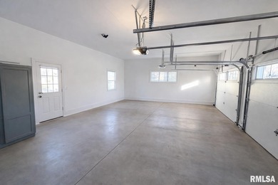 Beautifully updated, custom built home perfectly set within the on WeaverRidge Golf Club in Illinois - for sale on GolfHomes.com, golf home, golf lot