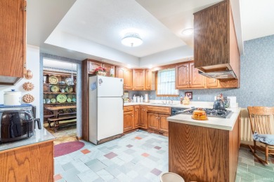 This 4 bedroom/2.5 bathroom home situated on a quiet cul-de-sac on Lake James Golf Club in Indiana - for sale on GolfHomes.com, golf home, golf lot