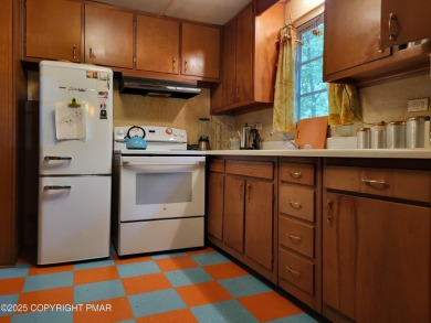 Retro Ranch Retreat in Lake Harmony ''Step Back in Time'' --just on Split Rock Resort and Country Club in Pennsylvania - for sale on GolfHomes.com, golf home, golf lot