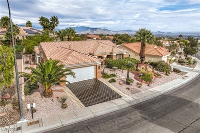 This Summerlin single family home in Sun City boasts an on Highland Falls Golf Club in Nevada - for sale on GolfHomes.com, golf home, golf lot