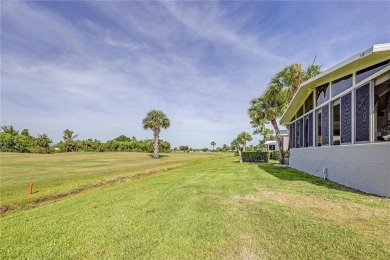 Under contract-accepting backup offers. Three bedroom 2005 Palm on Maple Leaf Golf and Country Club in Florida - for sale on GolfHomes.com, golf home, golf lot