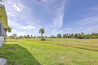 Under contract-accepting backup offers. Three bedroom 2005 Palm on Maple Leaf Golf and Country Club in Florida - for sale on GolfHomes.com, golf home, golf lot