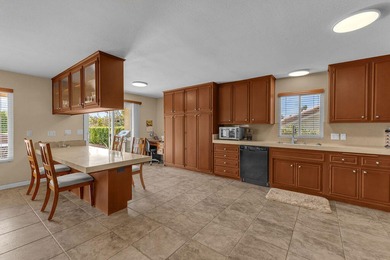 Welcome to easy desert living in the highly sought-after Mission on Mission Lakes Country Club in California - for sale on GolfHomes.com, golf home, golf lot