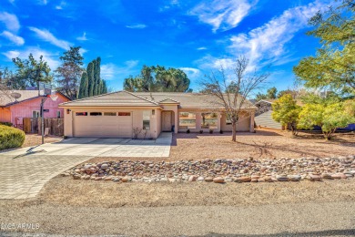 Affordable and Charming VOC GEM with Red Rock Views!! Welcome to on Oakcreek Country Club in Arizona - for sale on GolfHomes.com, golf home, golf lot