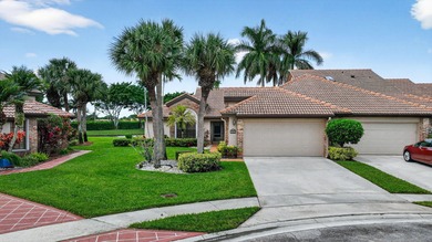 Charming 3 bedroom 2 bath villa on a quiet cul-de-sac. Stunning on  in Florida - for sale on GolfHomes.com, golf home, golf lot