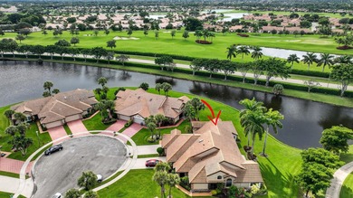Charming 3 bedroom 2 bath villa on a quiet cul-de-sac. Stunning on  in Florida - for sale on GolfHomes.com, golf home, golf lot
