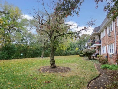 Look at this spacious condo in sought after Downers Grove area on Downers Grove Golf Club in Illinois - for sale on GolfHomes.com, golf home, golf lot