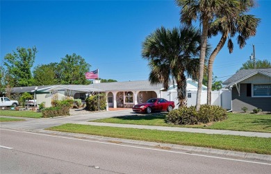 This 2 Bedroom, 2 Bath + Air-Conditioned BONUS Room POOL HOME on Venice East Golf Club in Florida - for sale on GolfHomes.com, golf home, golf lot