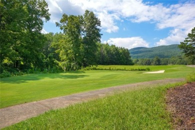 Updated 4BD/3.5BA, 2,928 sqft golf-front cottage in The Orchard on The Orchard Golf and Country Club in Georgia - for sale on GolfHomes.com, golf home, golf lot