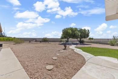 This oversized 2 bed / 2 bath home sits on an 18,000+ sq ft on Pebblebrook Golf Course in Arizona - for sale on GolfHomes.com, golf home, golf lot