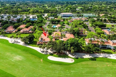 Beautifully updated 1-bedroom, 1.5-bath townhouse in the on Quail Ridge Golf Course and Country Club in Florida - for sale on GolfHomes.com, golf home, golf lot