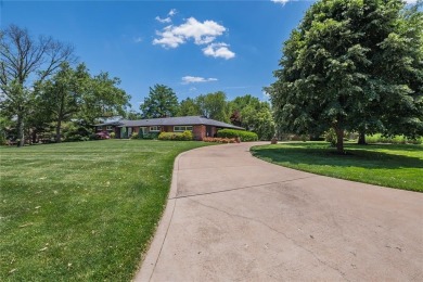 What a phenomenal house and property to call home! Enter from on Westwood Country Club in Missouri - for sale on GolfHomes.com, golf home, golf lot