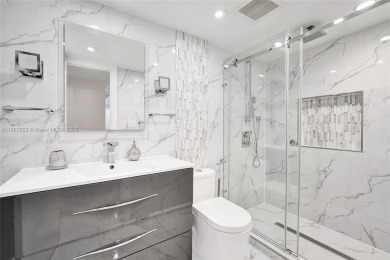 Spacious 2-bed, 2-bath condo in the heart of Inverrary! This on Inverrary Country Club in Florida - for sale on GolfHomes.com, golf home, golf lot