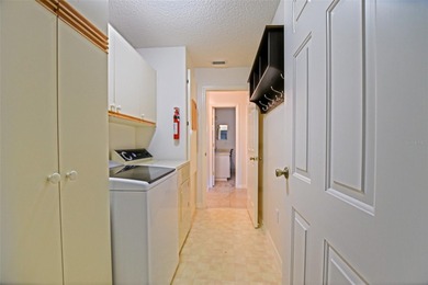 Under contract-accepting backup offers. This is a Spruce Creek on The Links of Spruce Creek in Florida - for sale on GolfHomes.com, golf home, golf lot