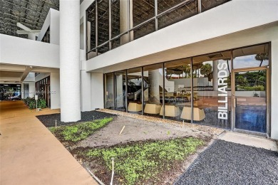 Spacious 2-bed, 2-bath condo in the heart of Inverrary! This on Inverrary Country Club in Florida - for sale on GolfHomes.com, golf home, golf lot