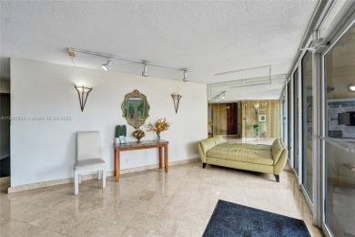 Spacious 2-bed, 2-bath condo in the heart of Inverrary! This on Inverrary Country Club in Florida - for sale on GolfHomes.com, golf home, golf lot