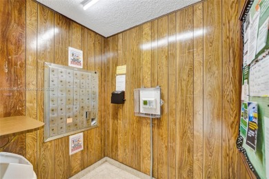 Spacious 2-bed, 2-bath condo in the heart of Inverrary! This on Inverrary Country Club in Florida - for sale on GolfHomes.com, golf home, golf lot