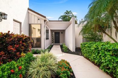 Beautiful home with spectacular views of the golf course at on Jonathans Landing Golf Club in Florida - for sale on GolfHomes.com, golf home, golf lot